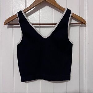 FRESHWEAR Black Sleeveless V-Neck Top XS/S